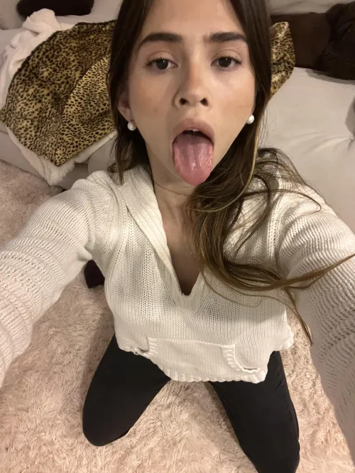 I’m sticking my tongue out, but you’re the one who’s gonna be out of breath ☺️