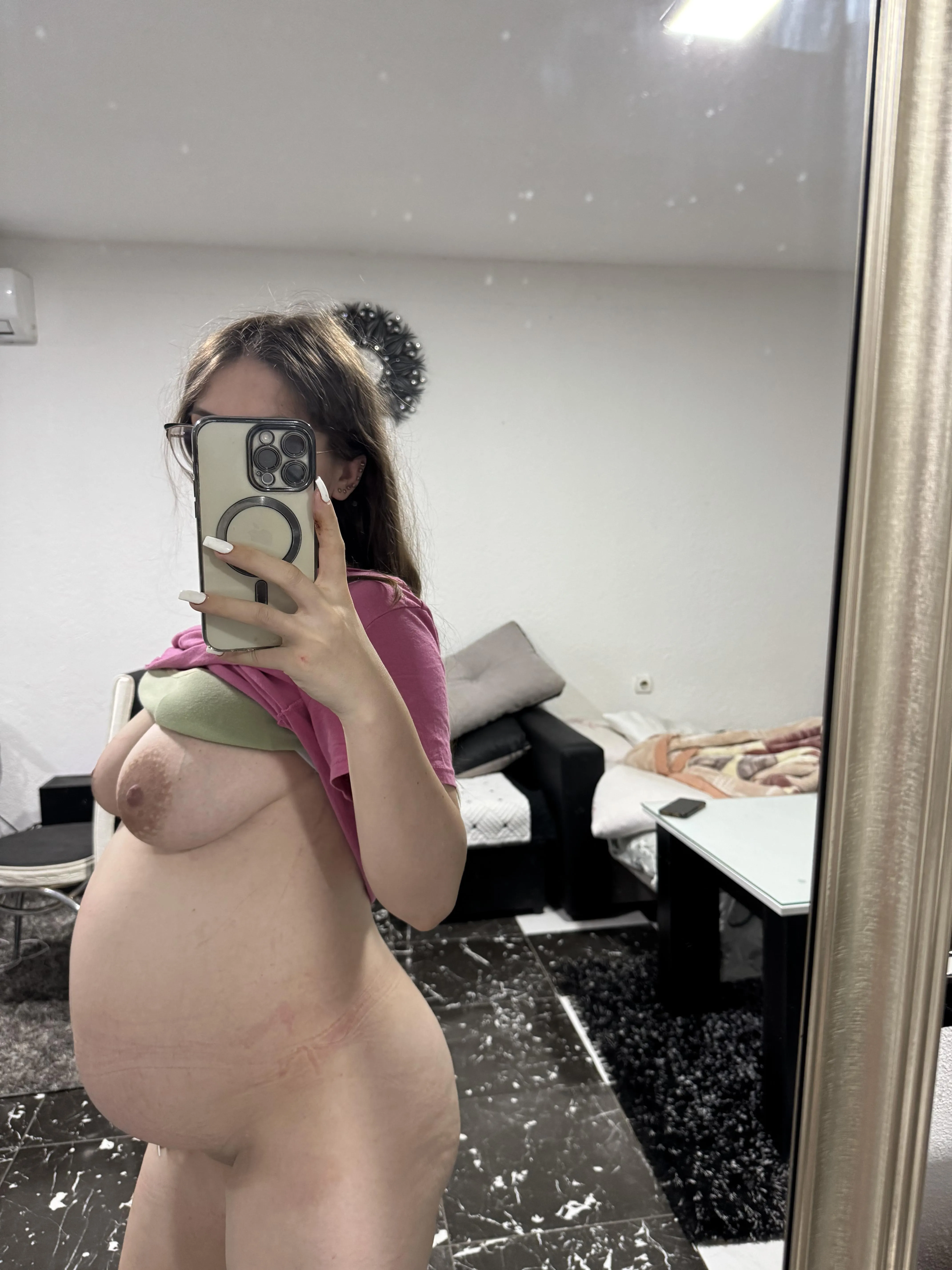 Never knew so many guys loved pregnant