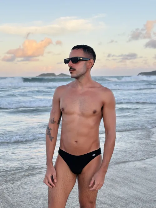 Would you kiss it... or go lower?