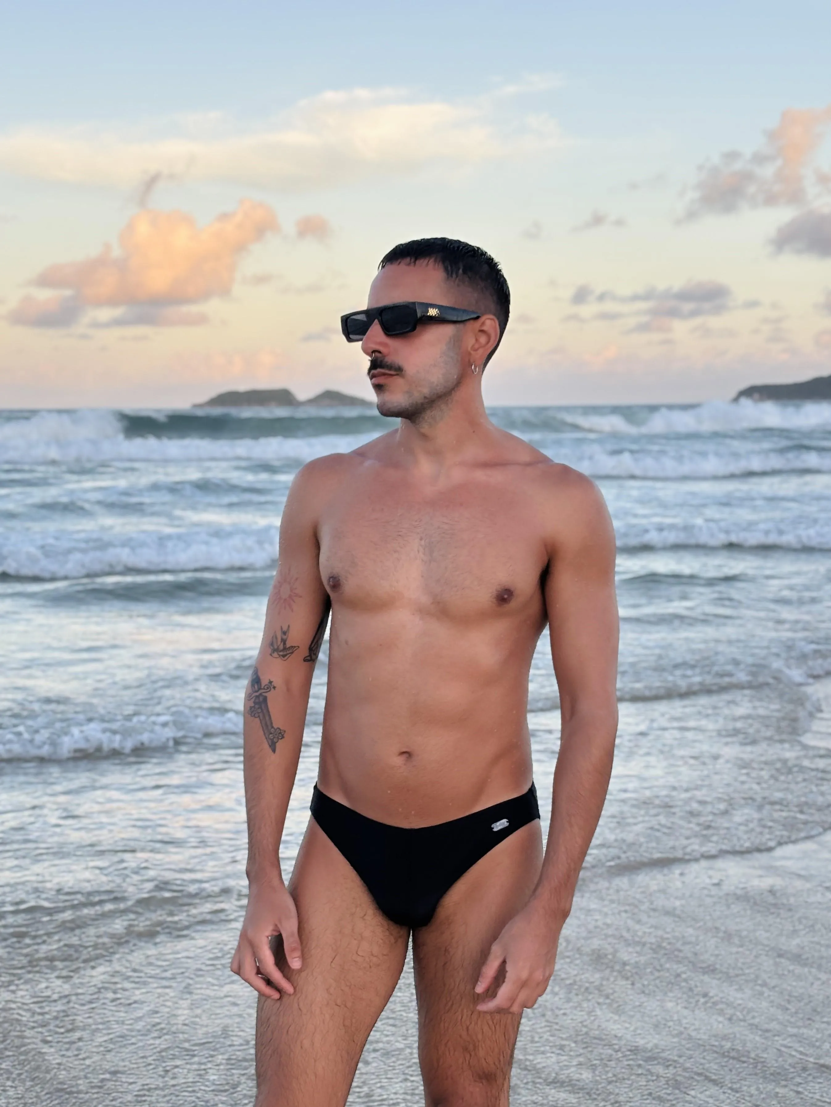 Would you kiss it... or go lower?