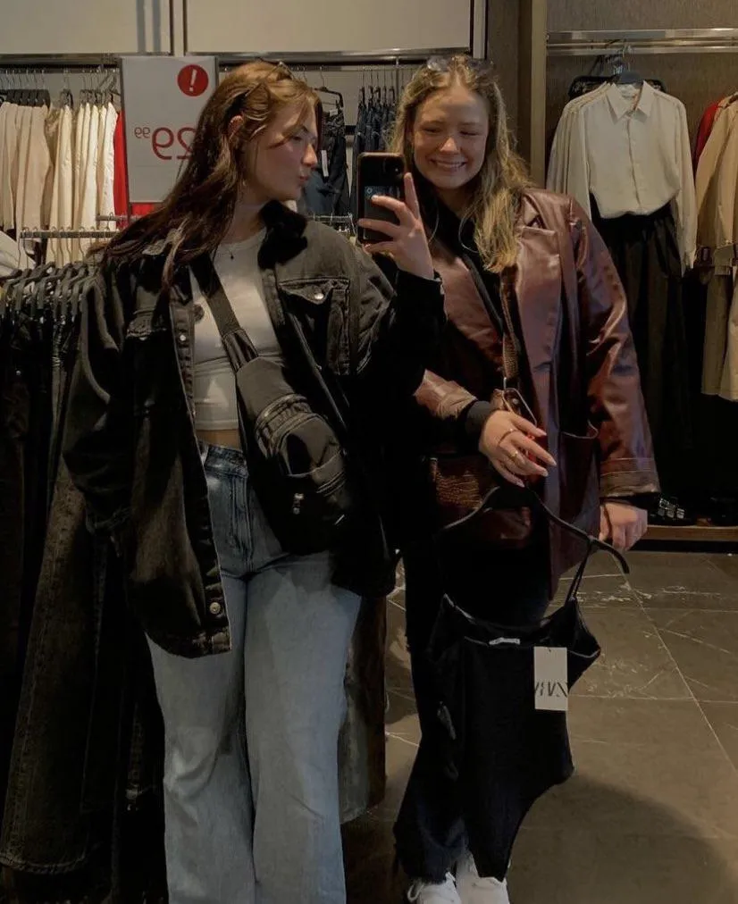 22F and 24F, weekend bachelorette