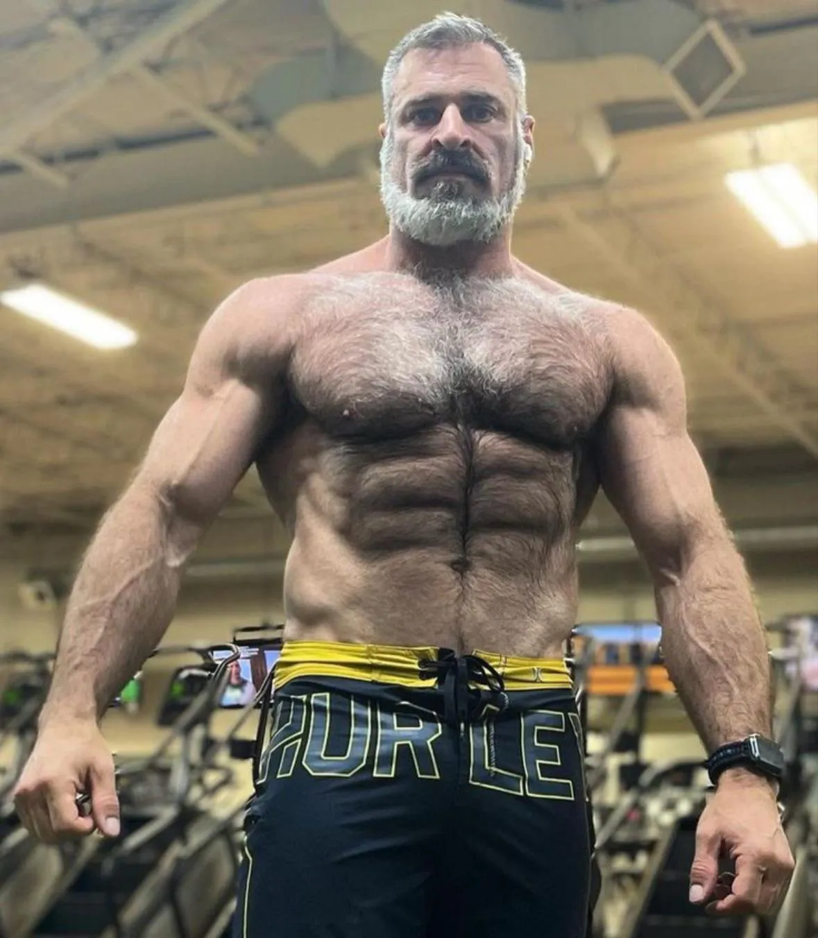 54 [M4F] #Cleveland - Any women want a real man?