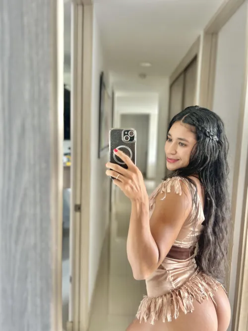 Do you like my Pocahontas fit