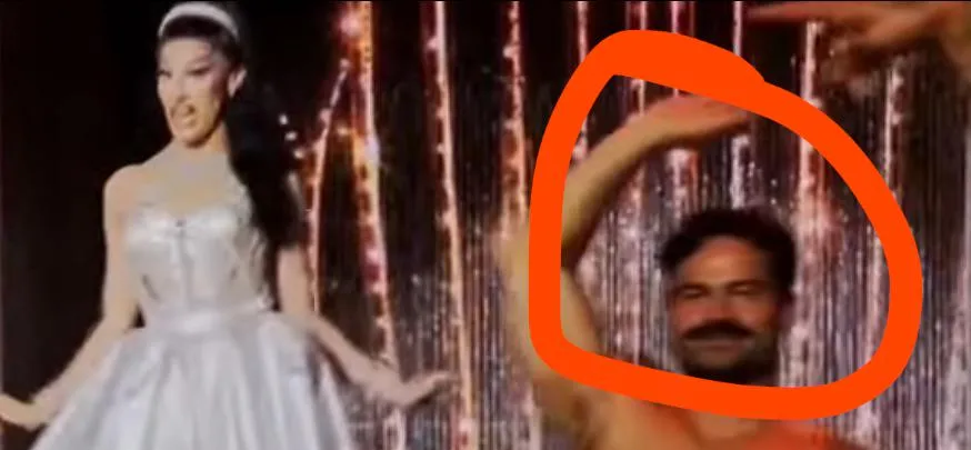 DOES ANYONE KNOW WHO THIS IS FROM JEWELS SPARKLES’ FINALE PERFORMANCE!!!