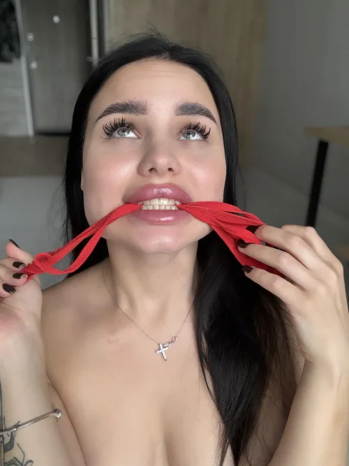 Shall we play if the panties stay in the mouth?