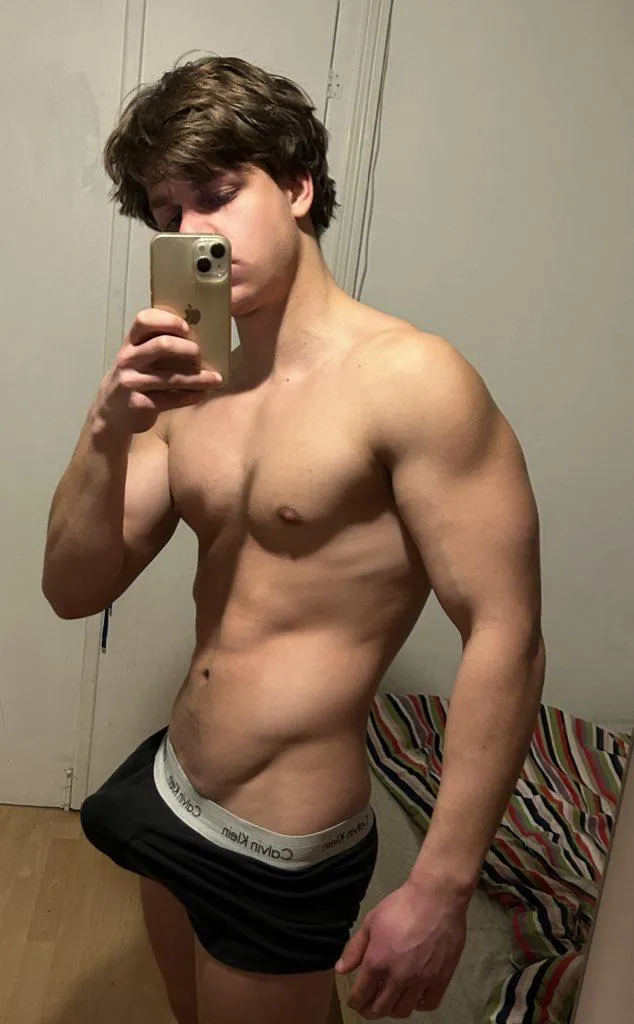 Would you suck a college guy cock?