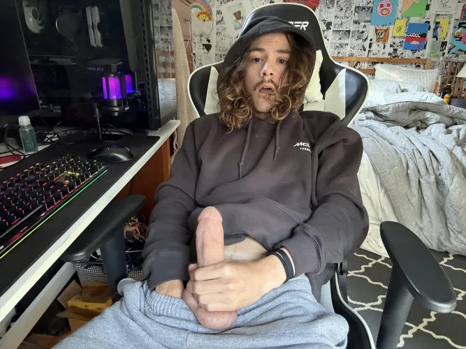 (24) POV: I forgot my cam was on in the Discord