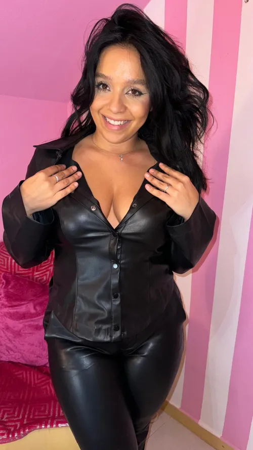 I am the wife you were looking for, always ready with my Salty Caramel Juice