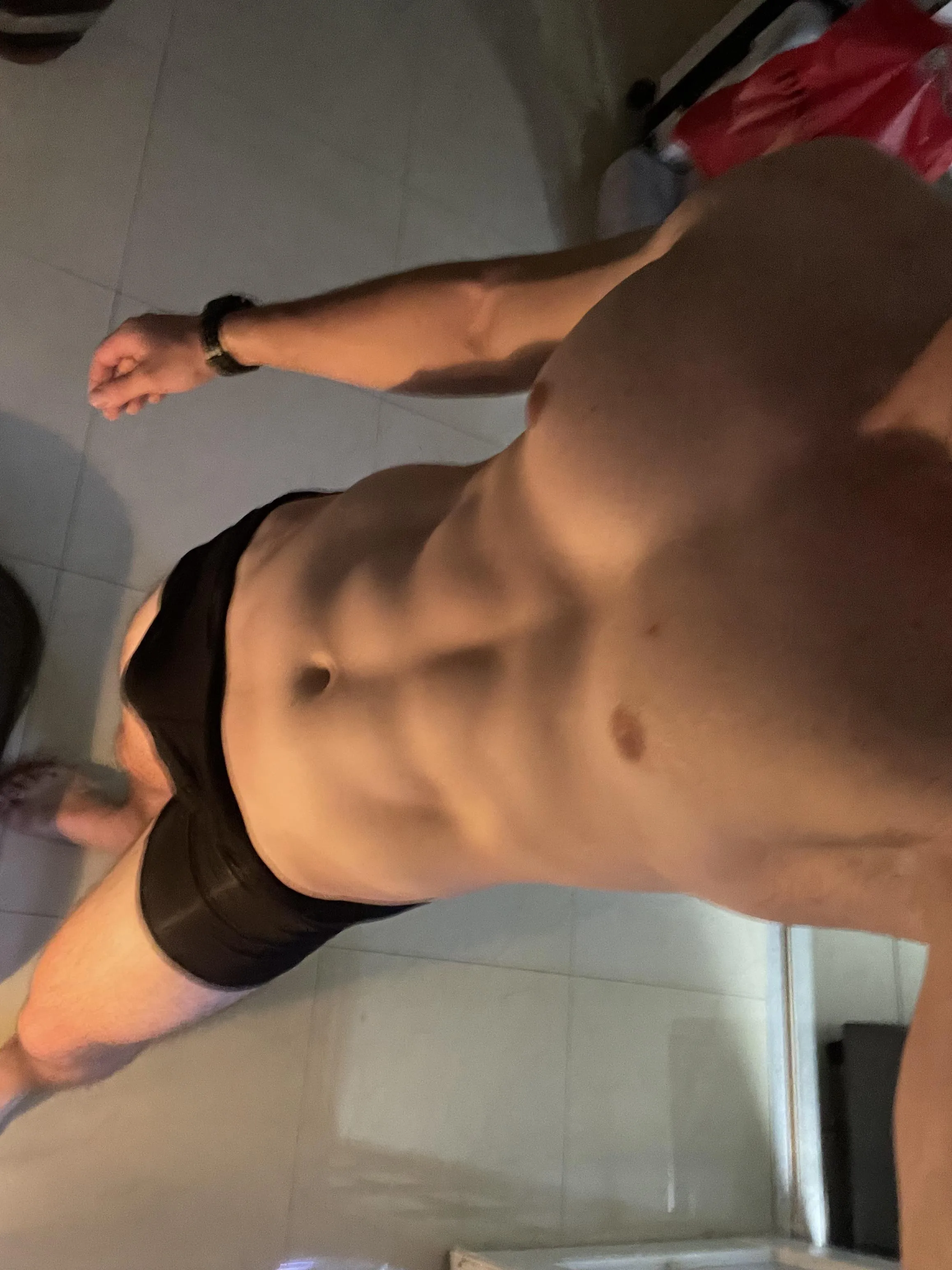 [M24] Hung & fit bull in Miami