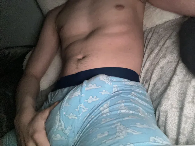 20, ig im not the only one who woke up from his nap / dms open