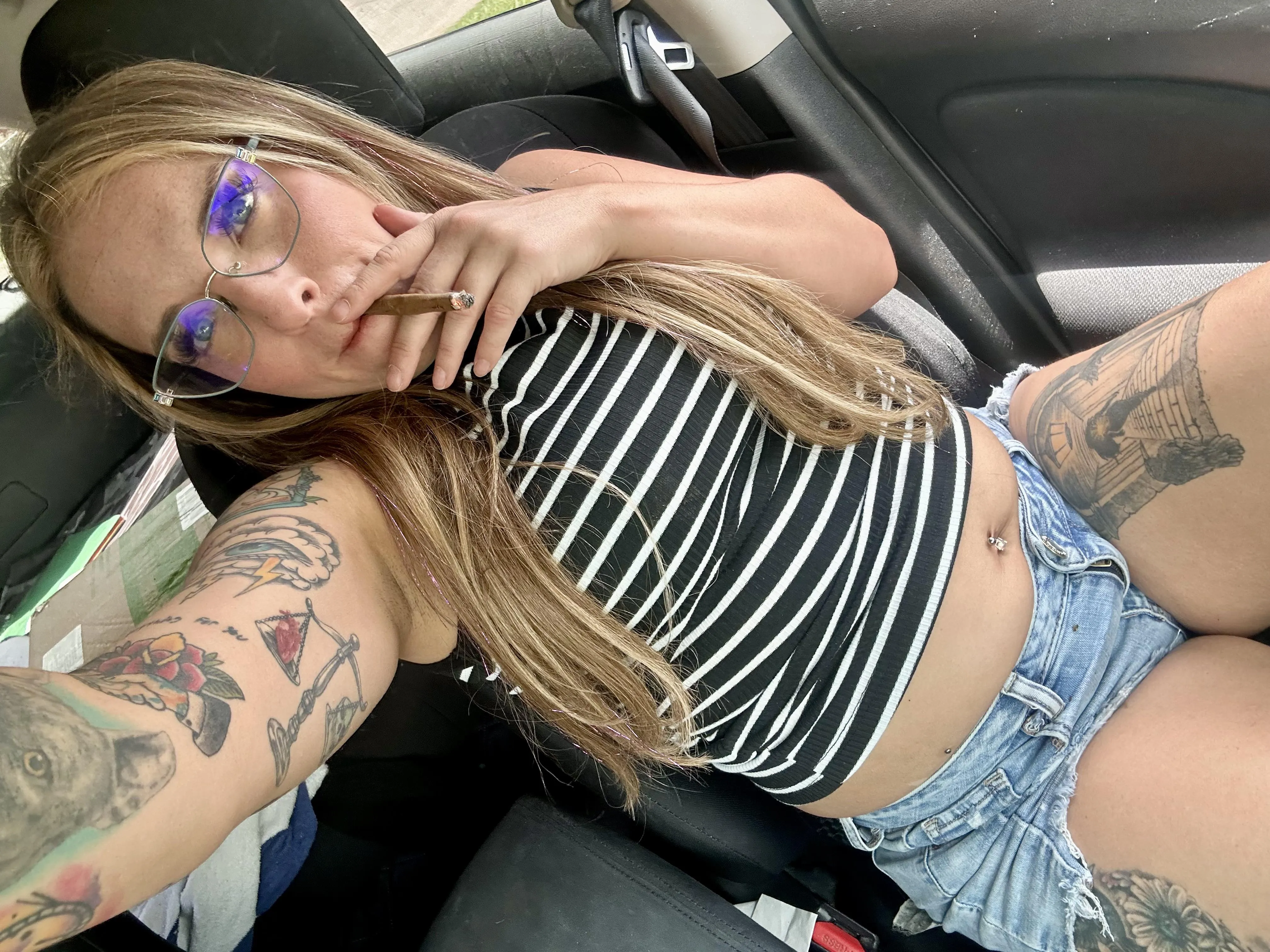 A blunt girly since day 1!!!🔥🔥😍