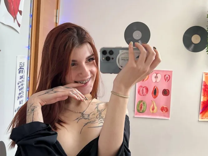 collar slipped, tattoos out, braces smiling… felt kinda cute today <3