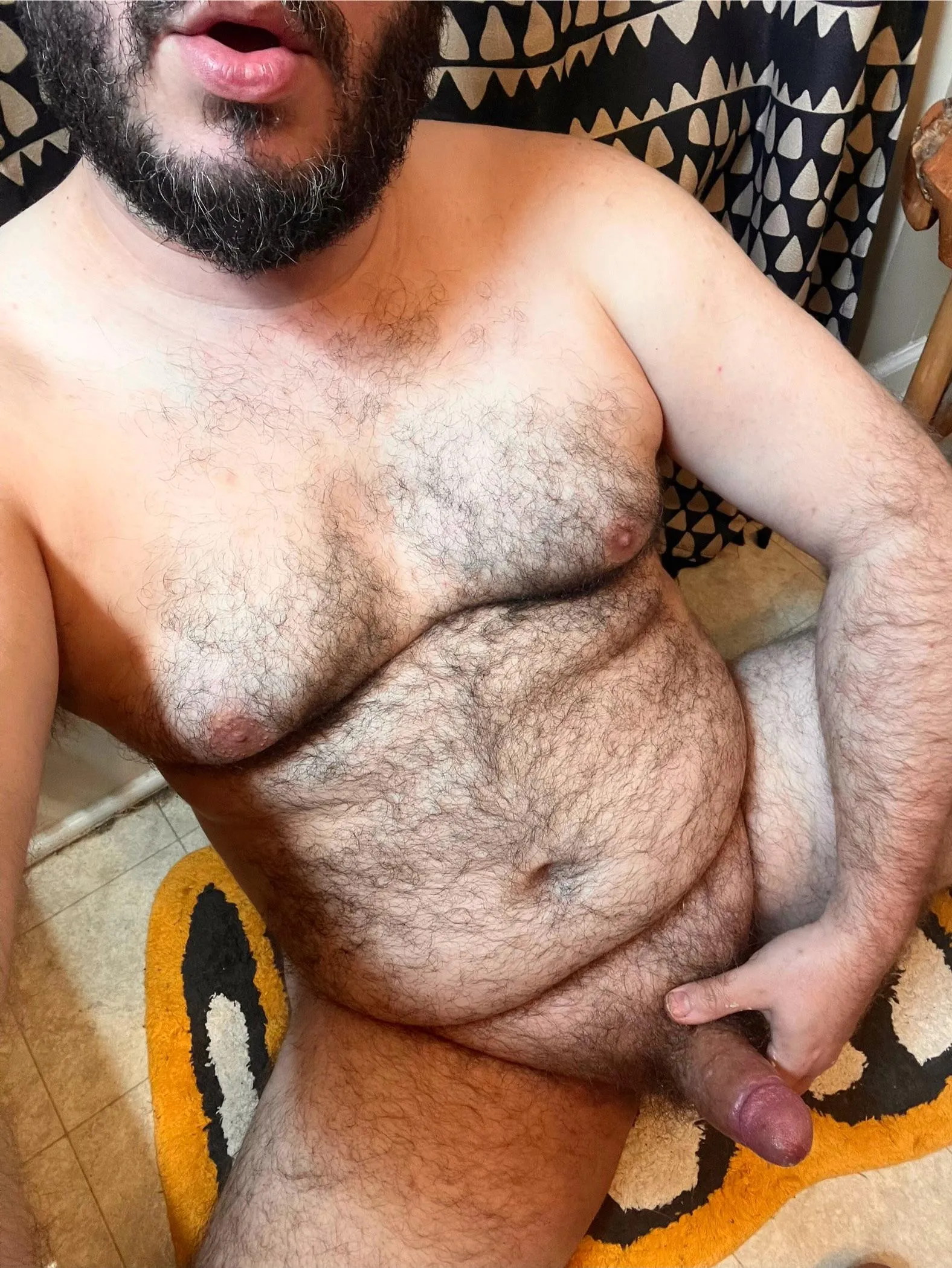 I need a beefy furry bro inside me to help me cum… any volunteers?