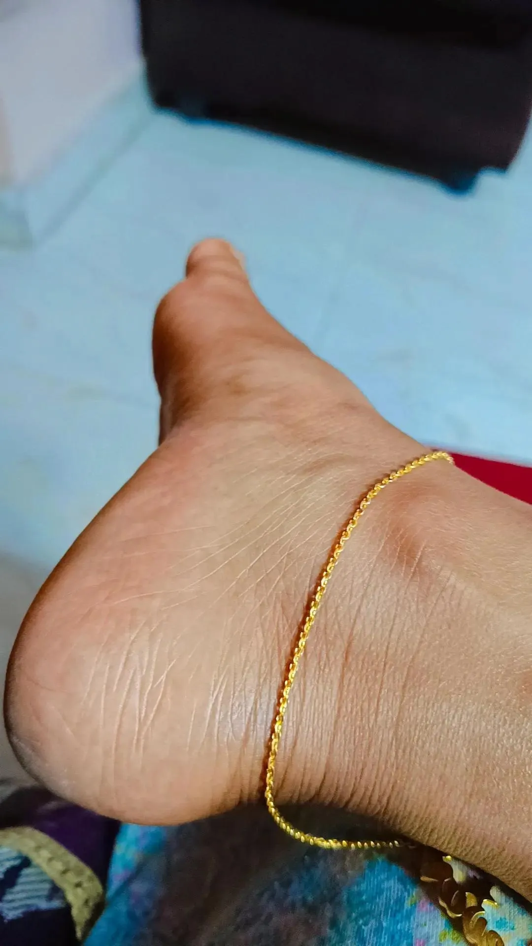 Wanna feel my feet on your face😉