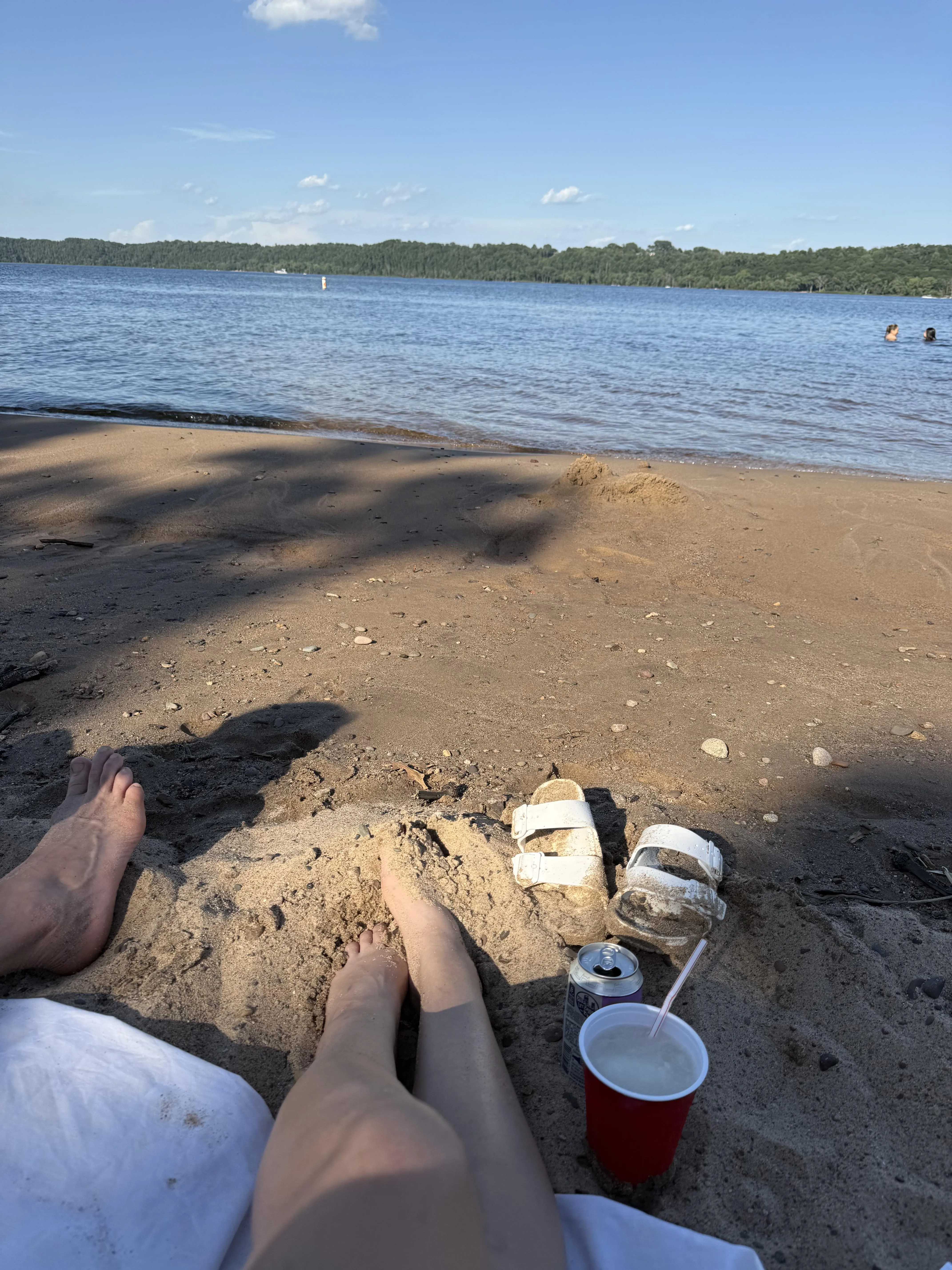 Who has a boat I want a better tan