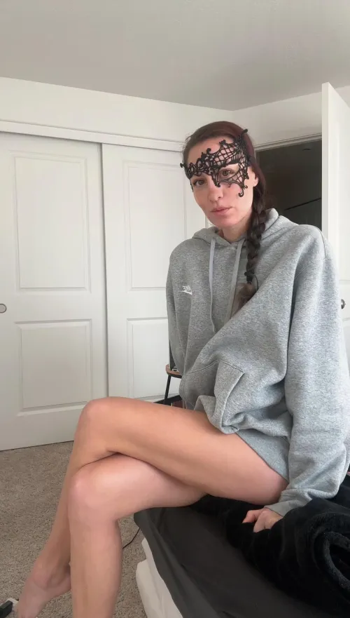 Every guy above 18 will receive a gift, how 0ld are you?💦🥵