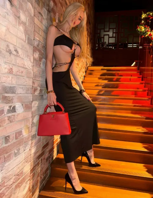 Naughty babe needs to be bent over and RAILED, are you in ?