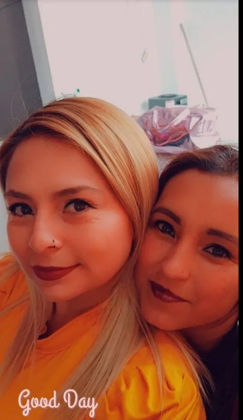 Hello, may I introduce you to a friend? [lesbian] ximena_sm