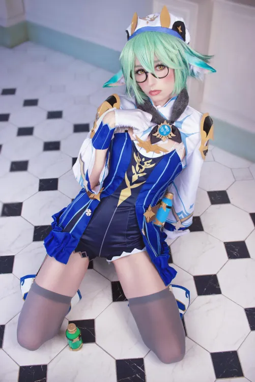 Sucrose from Genshin Impact by Axilirator