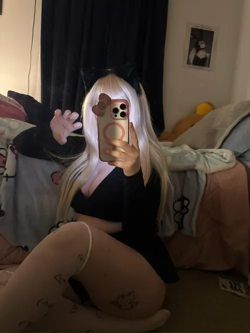 black kitties arent unlucky.. maybe just a bit sassy >.<