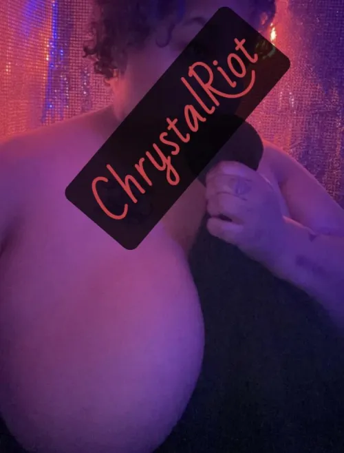 Literal jugs tho, and you get two ✌🏽 for the price of cum