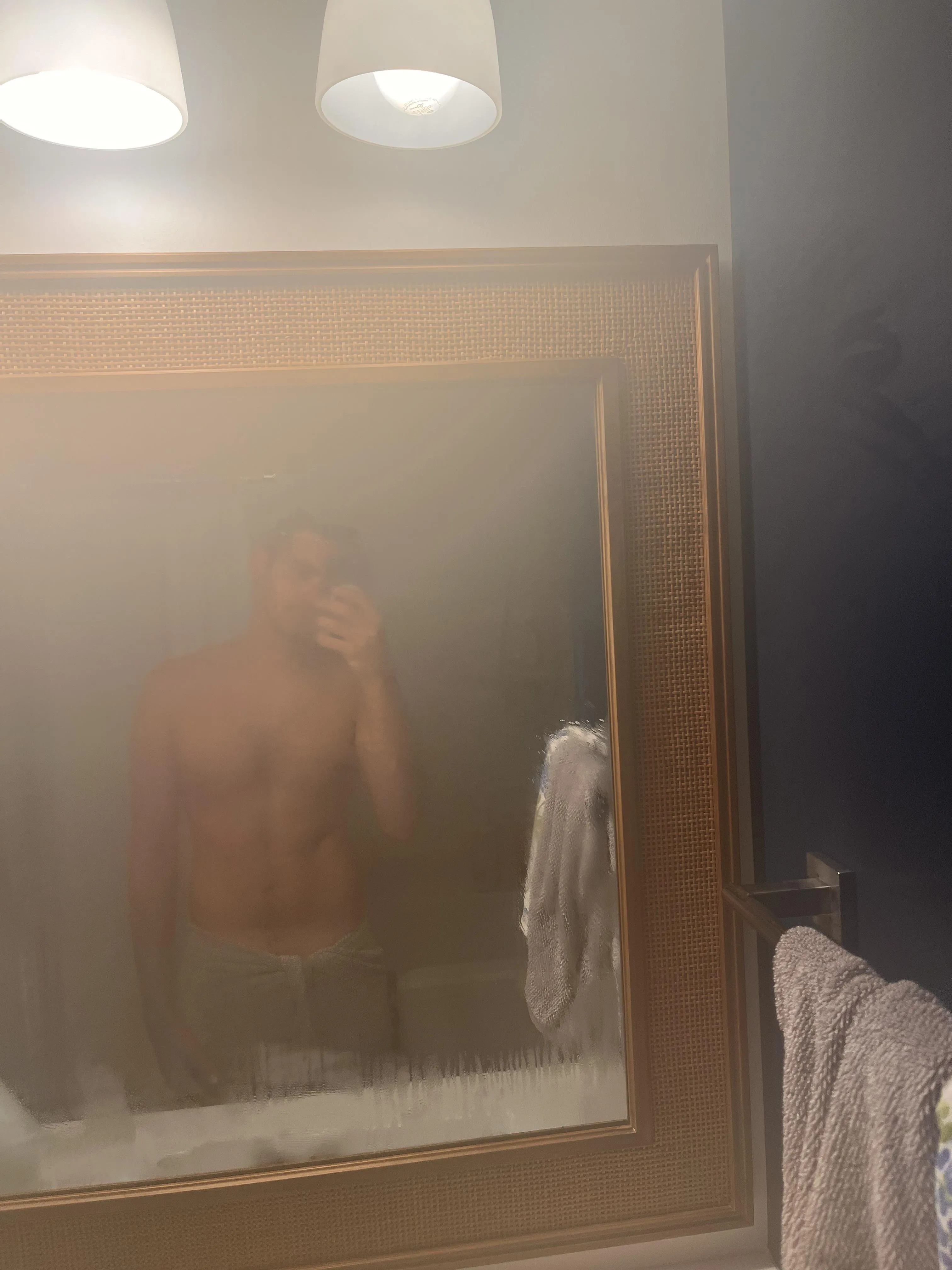 20 m4f I’m horny af rn and down for whatever