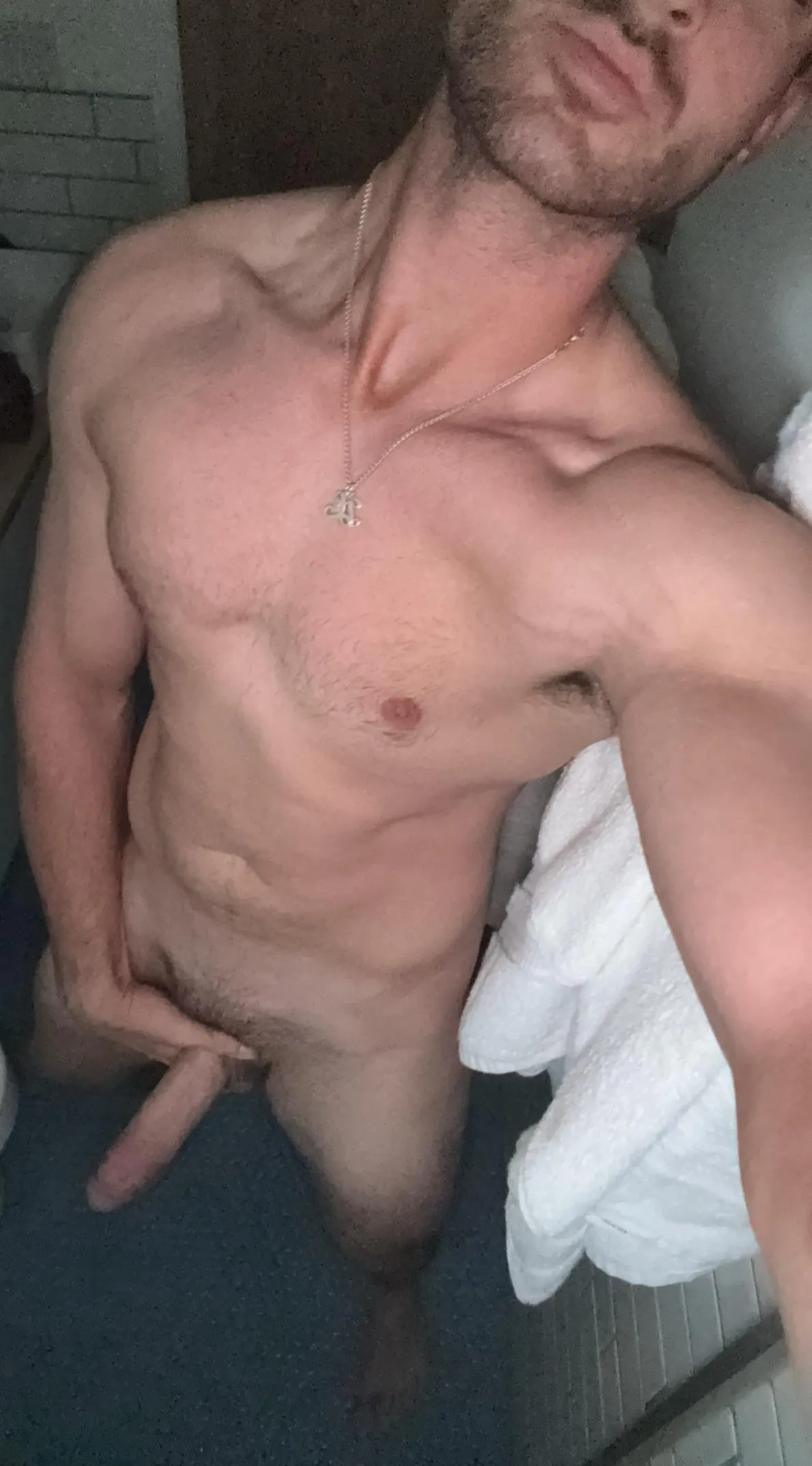 6’4” ex athlete BWC M4F M4MF