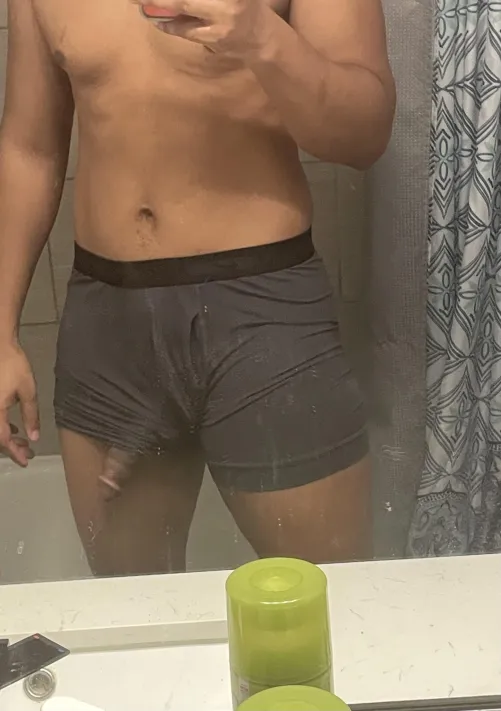 Any milf or lovely lady trying to meet up