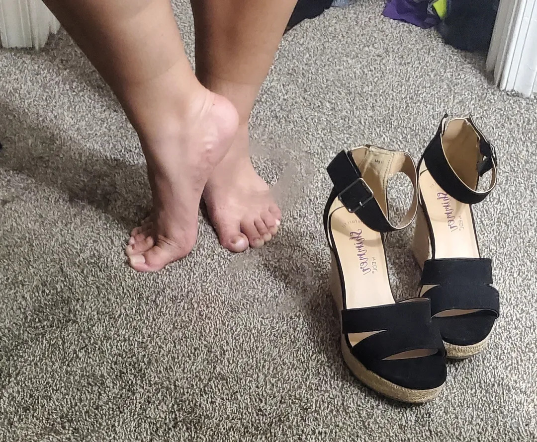 Clean my soles? Or suck my toes?