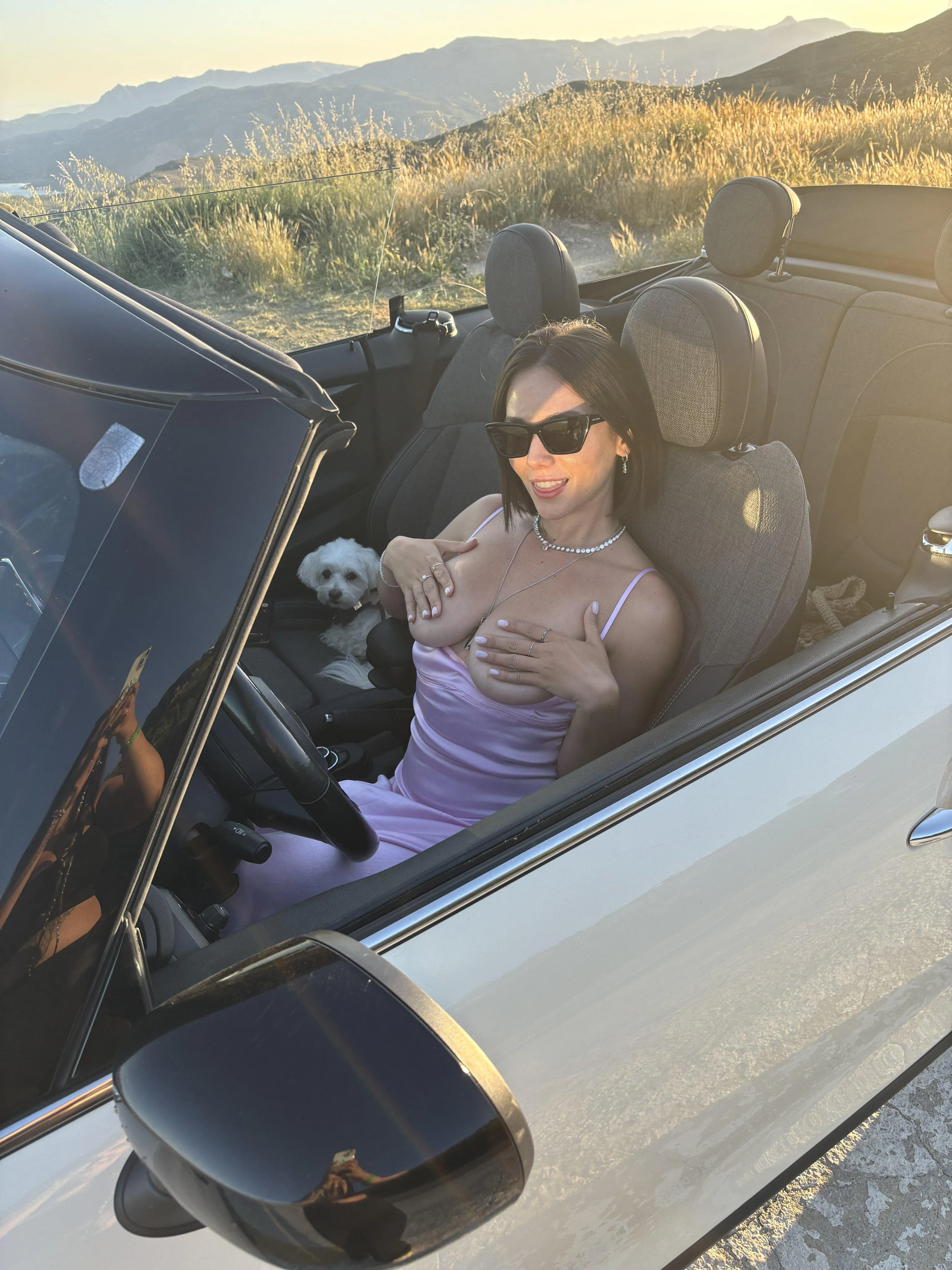 topless in the cabrio