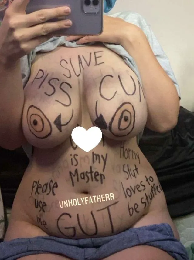 Writing on my body for master turns me on so much 🙈