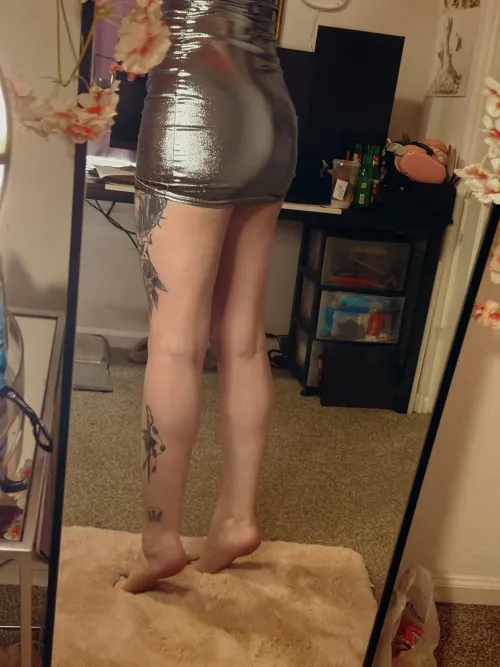 do you like my shin dress?