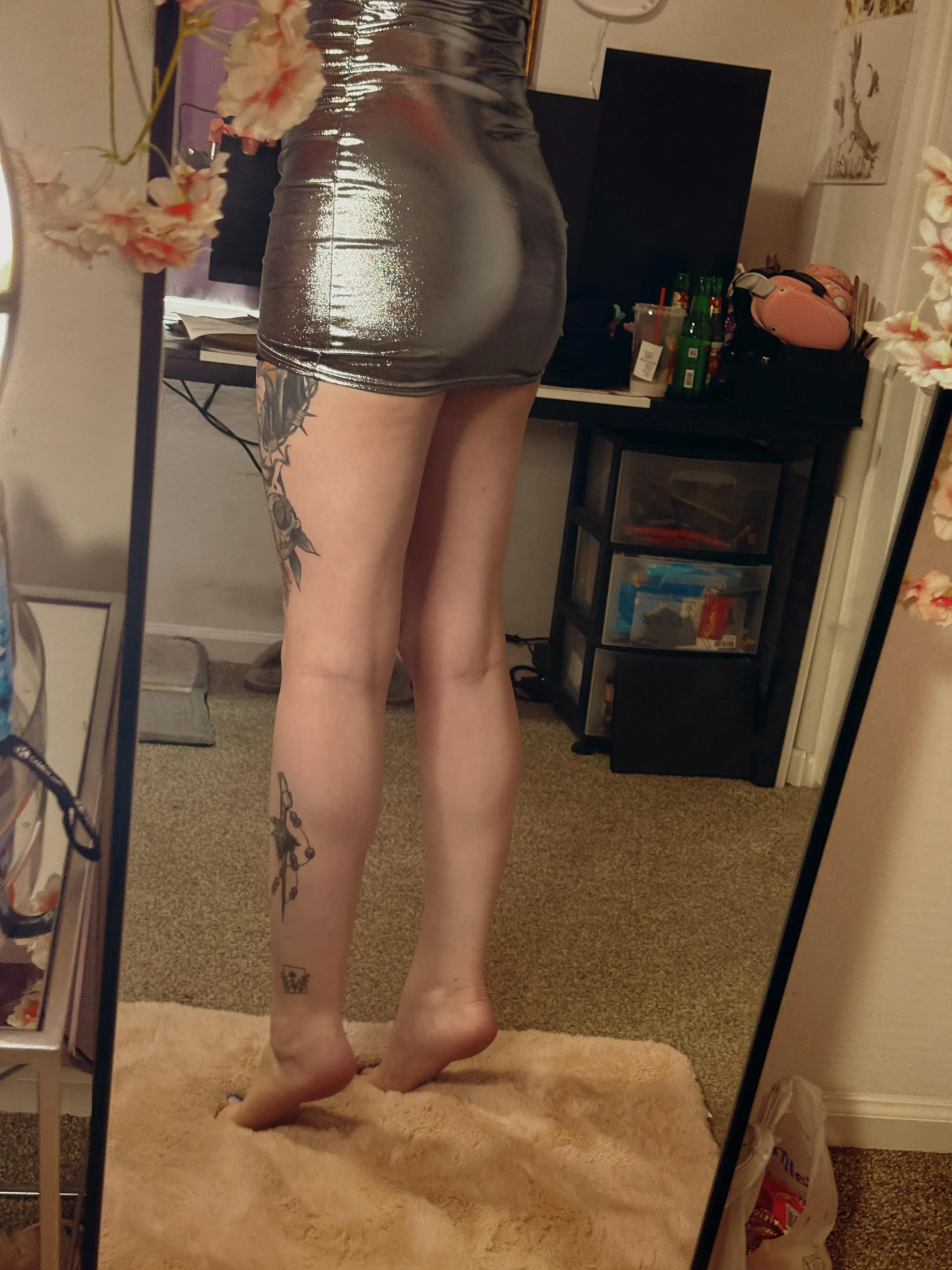 do you like my shin dress?