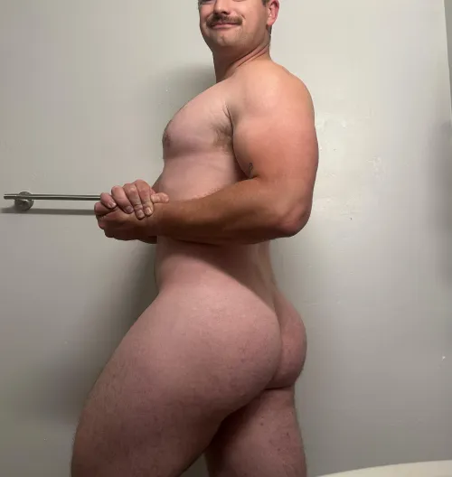 Fighting the dad bod is hard work M25