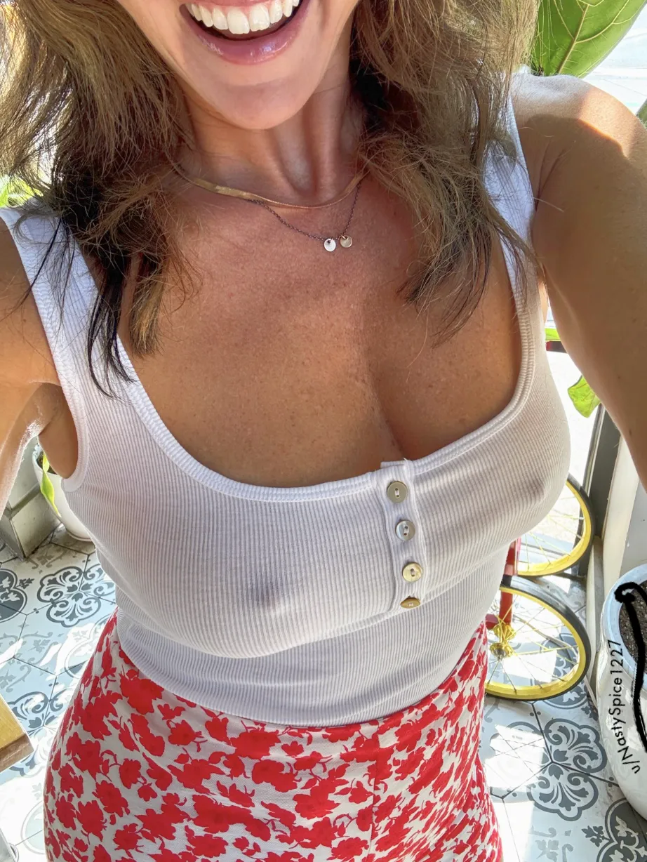 My son's college friends love me (f45)