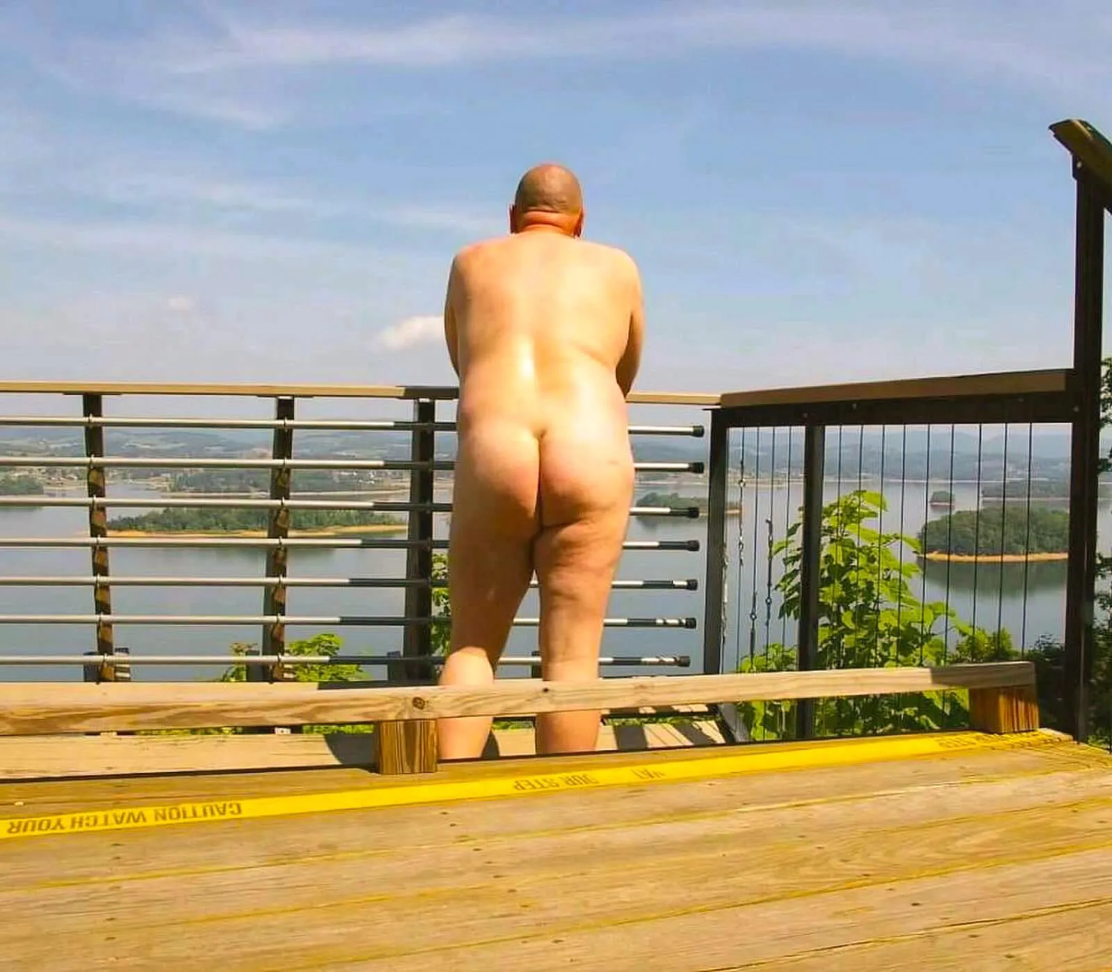 Beautiful day to beNaked at the lake overlook.