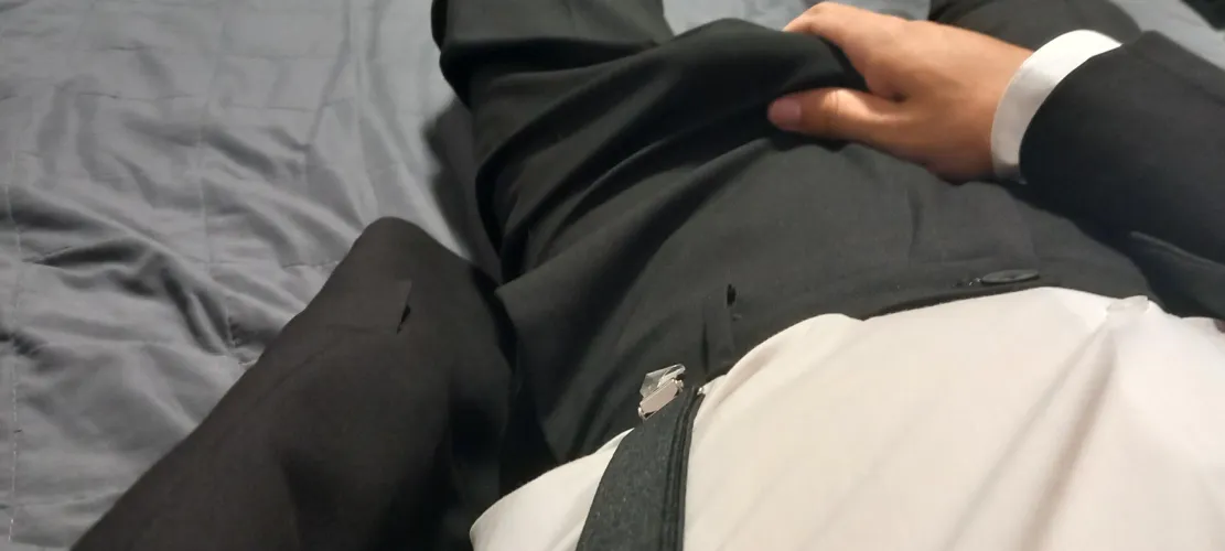 Getting hard in my suit, what should I do 😏 (21M, first post here)