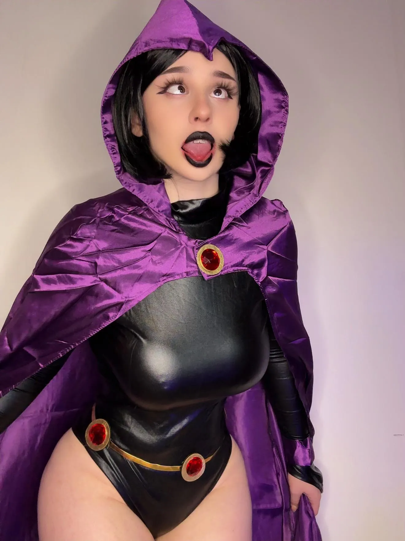 @graciewaifux as Raven (Teen Titans)