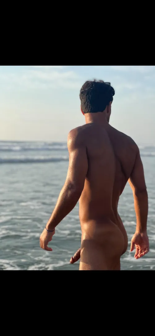 I love it when every single day in the week is hot enough to visit Blacks