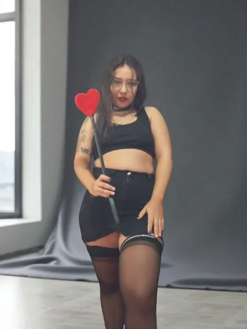 Stay on your knees, that's all you're good for... you can't do anything to please me, useless.