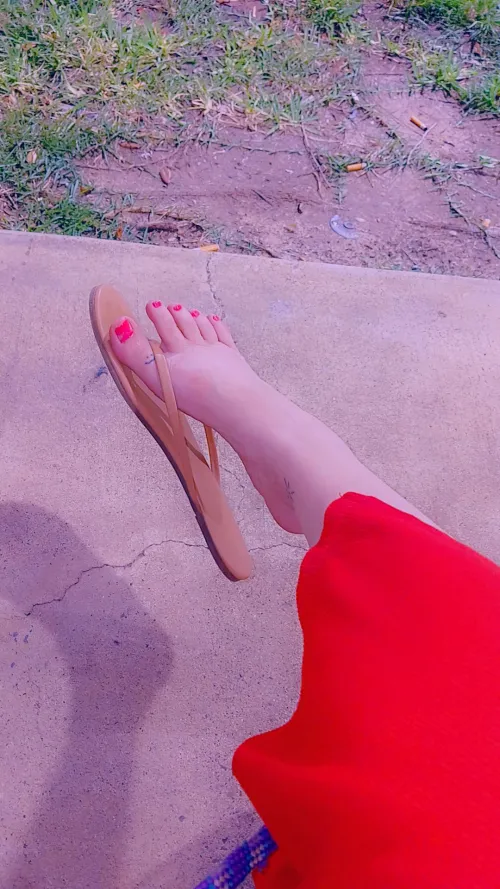 Tiny Texas Toes in PINK!!! Not to mention the soles!!!