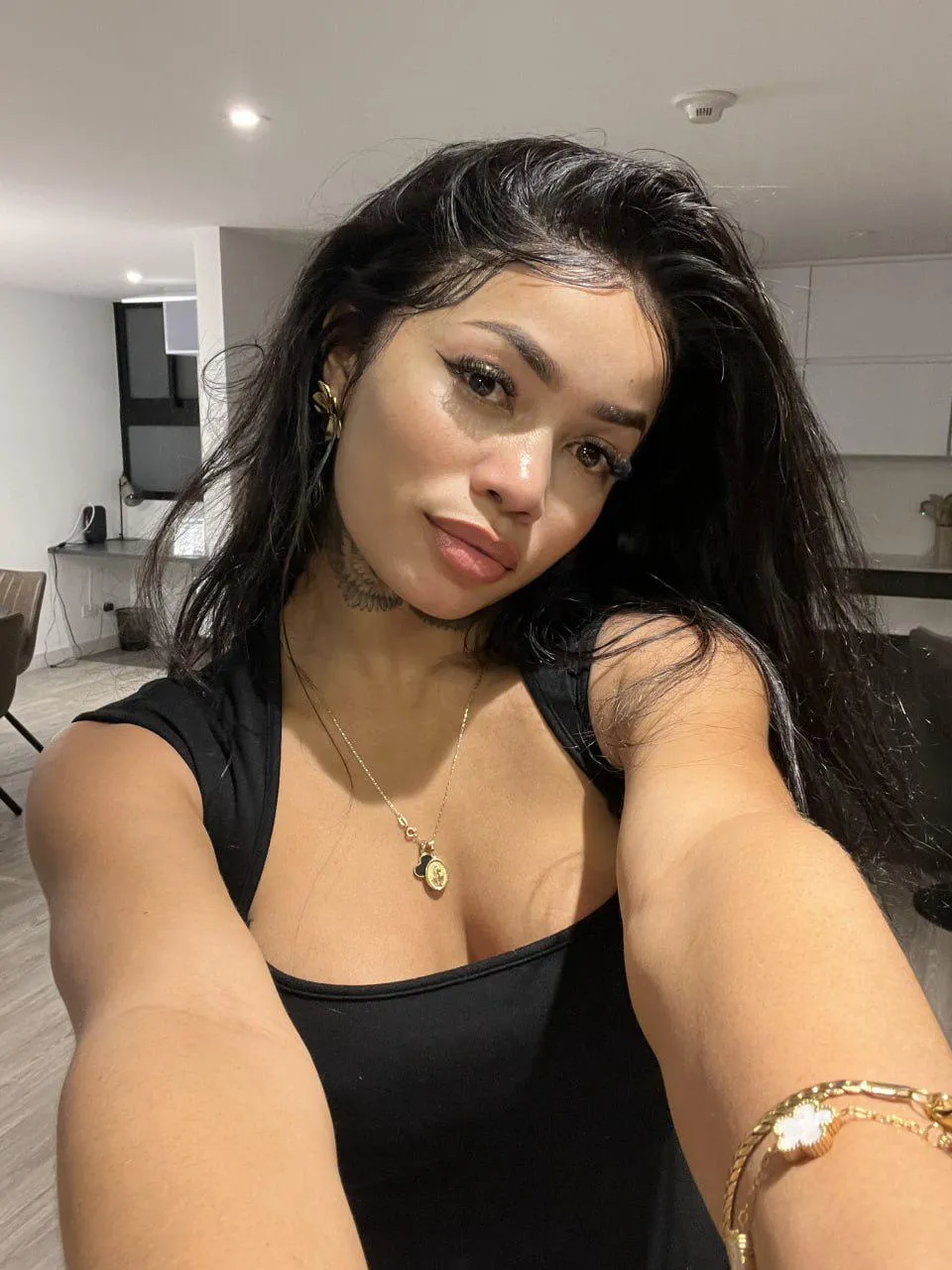 watch this and call out of work 🖤