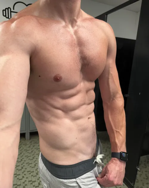 A little less cut than i have been but feeling fuller on top.