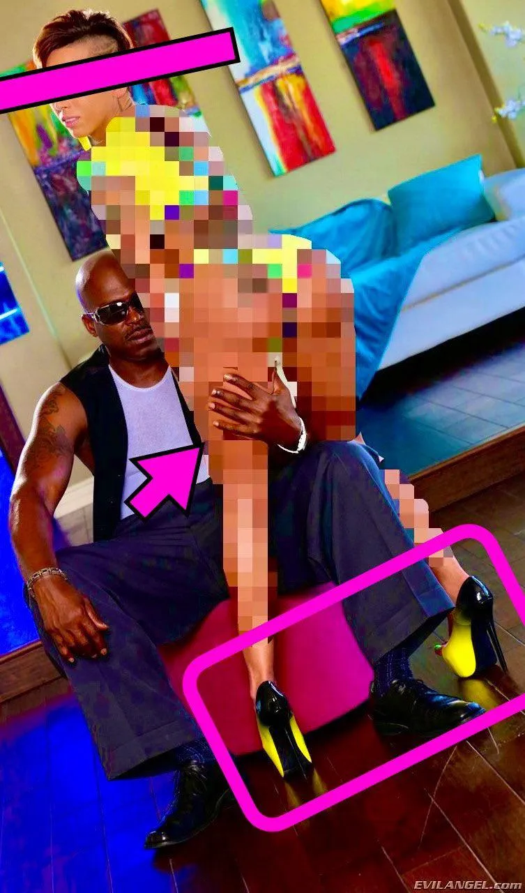 He’ll let you look at Bella Bellz feet but you have to say “Thank you, Sir.”