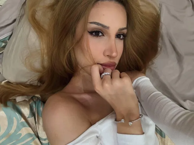 If I asked you to fuck me.. would you say yes or no?🥵