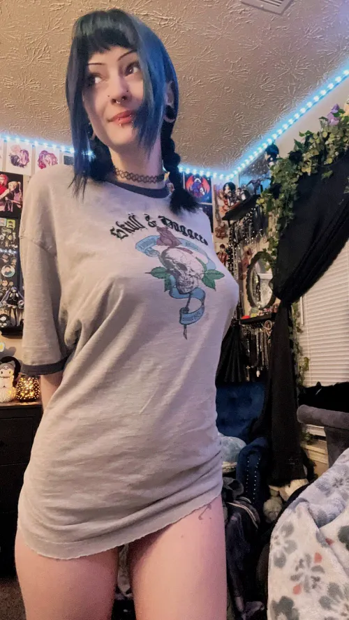 Keep the cage on. I’m not done teasing.