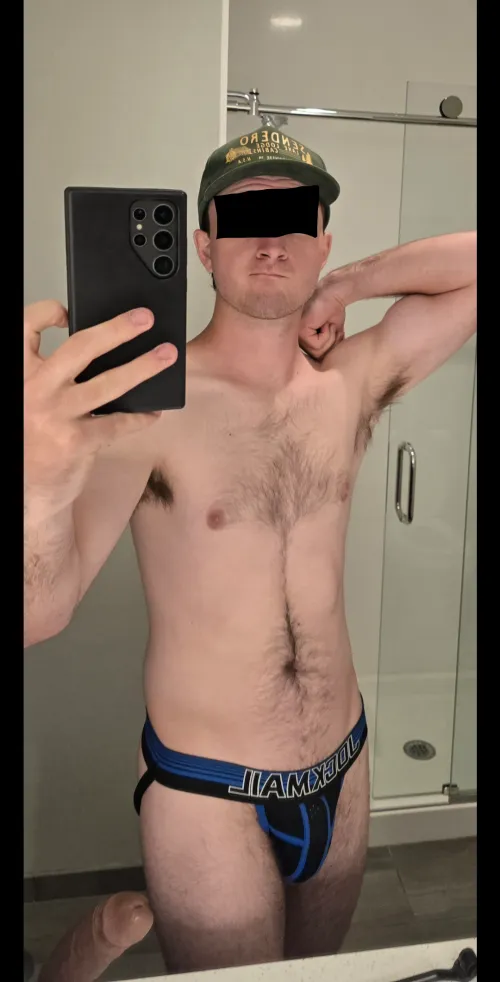 My master has all the best toys 😏