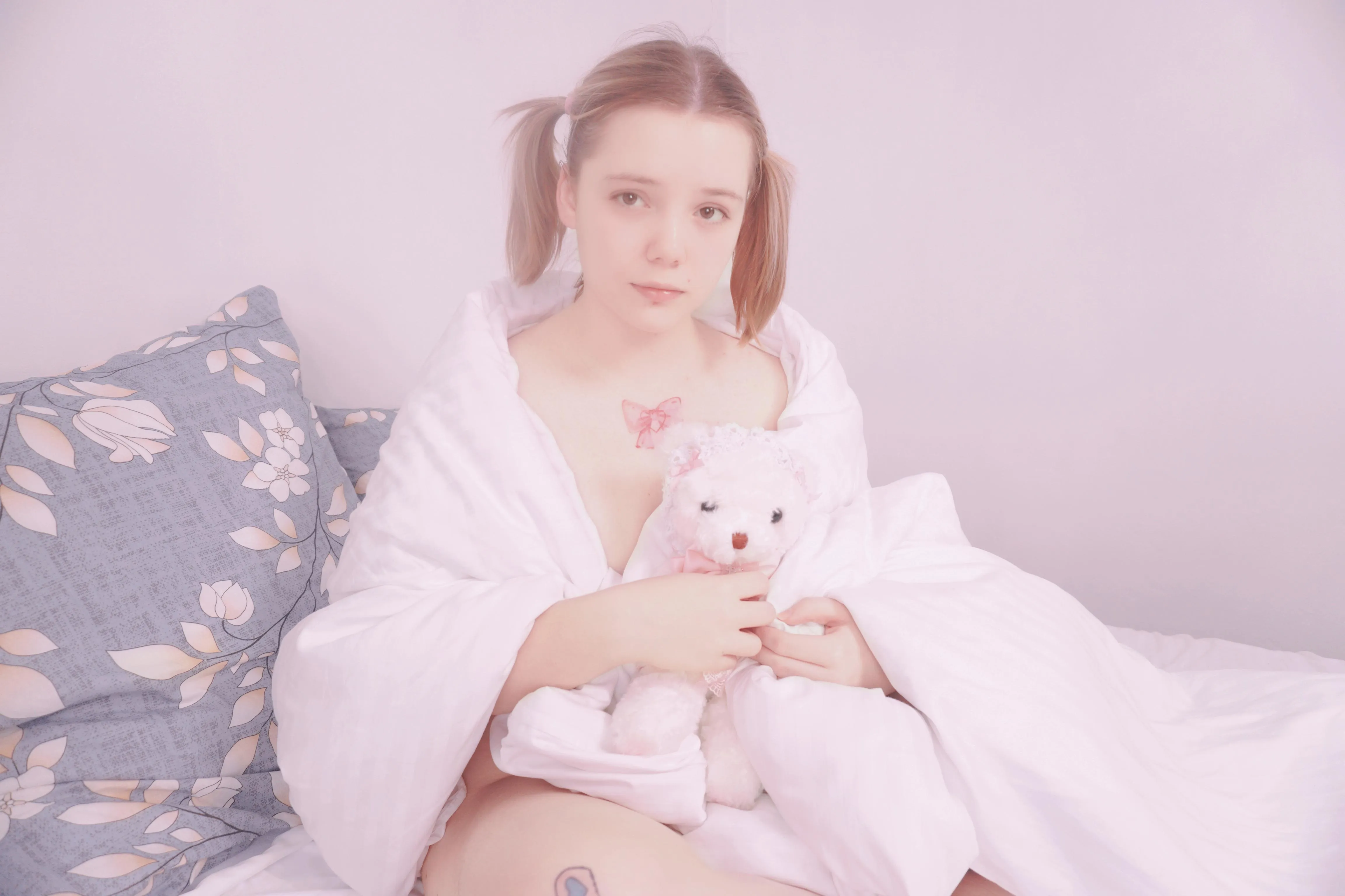 Too cold a summer this year. Makes me want to burrow deep into my blanket -_-