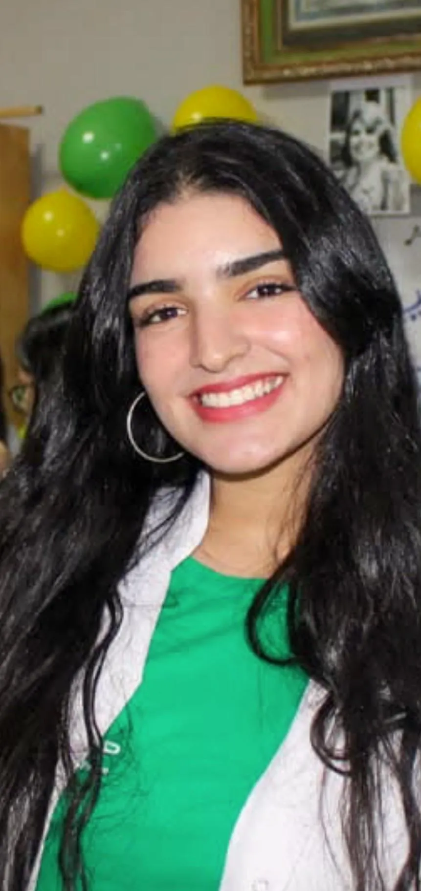 Who’s got a nice load to blow on my friend’s face?