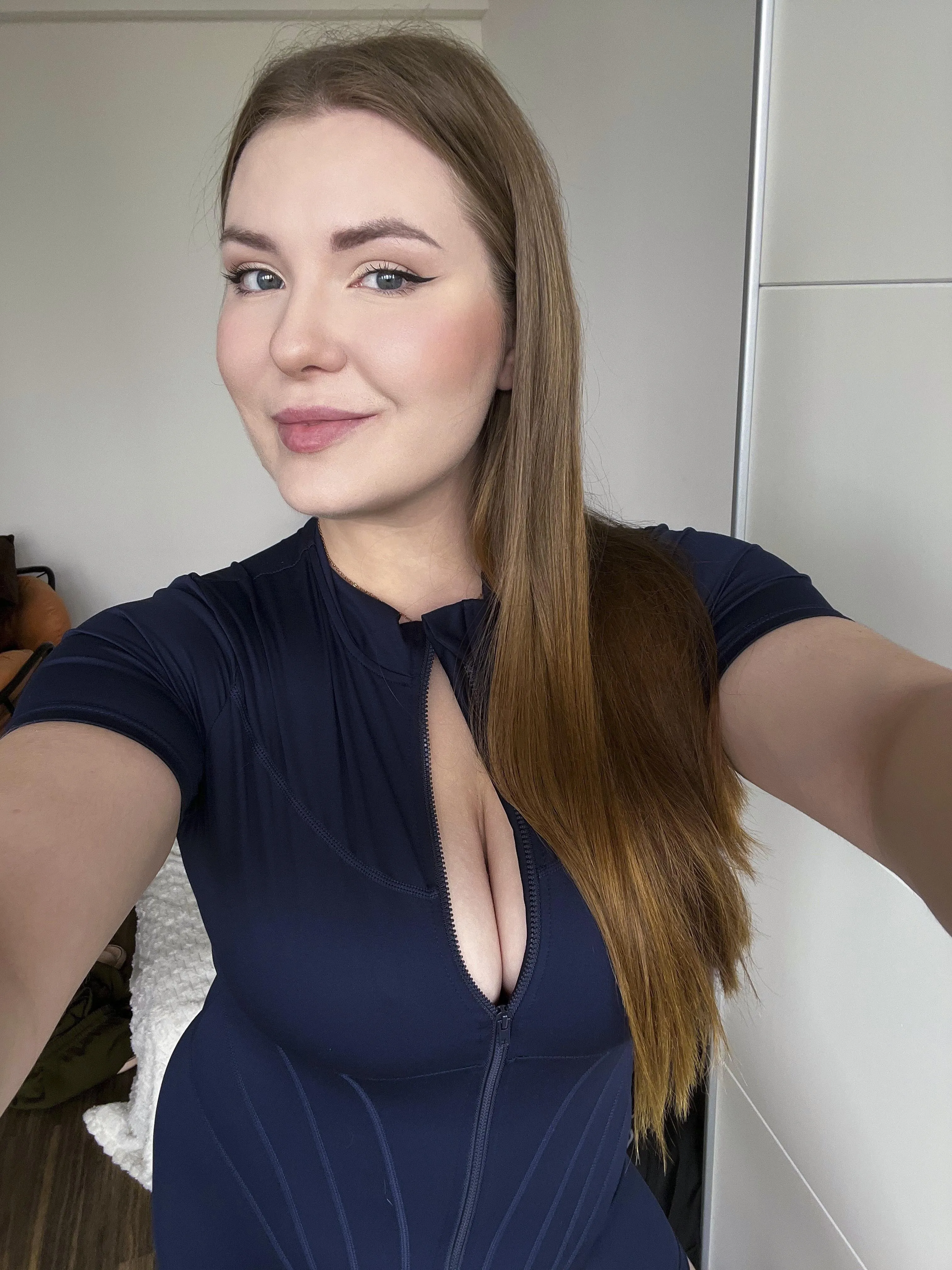 Braless gym outfit! Think anyone will notice? 👀